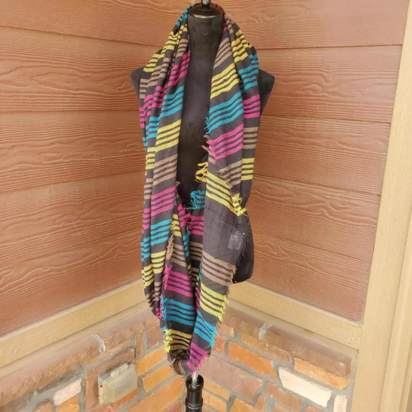 Target Black Multi-Color Fringe Edge Woven Striped Scarf EUC - Picture 12 of 16